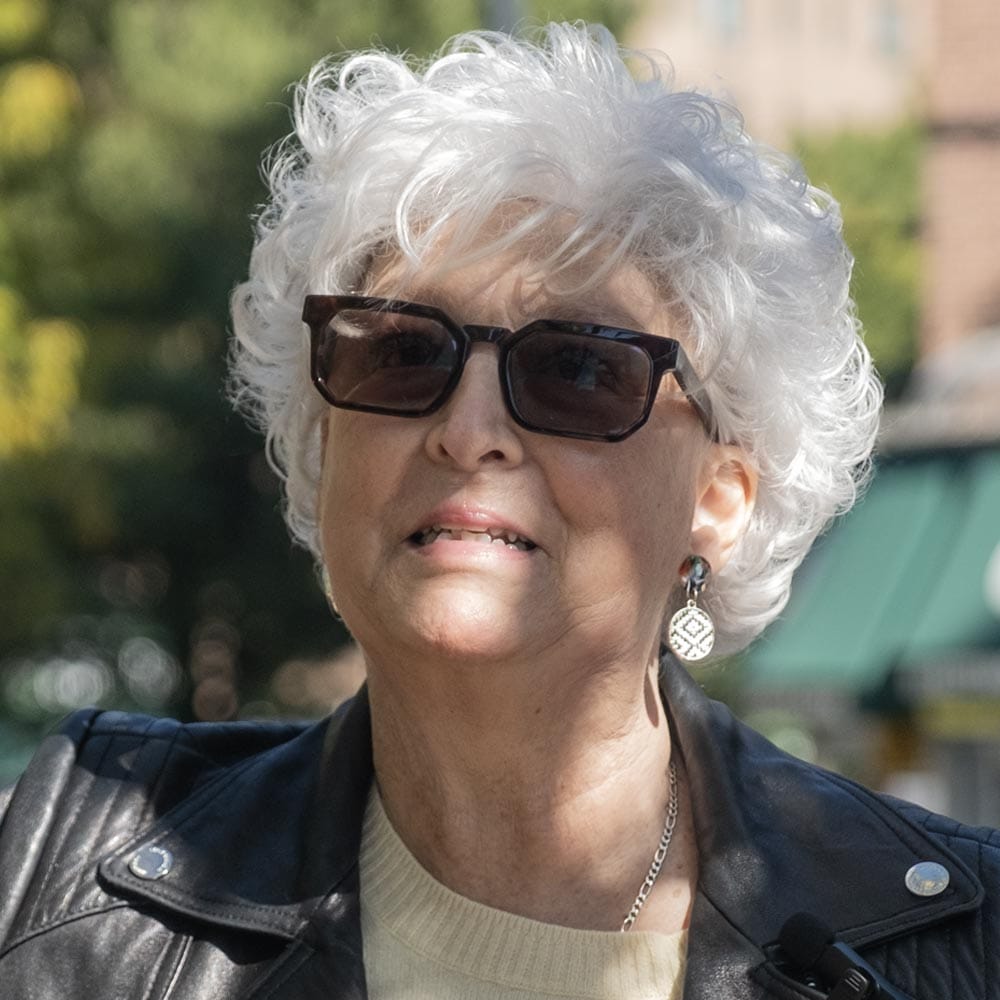 Suzanne Desrocher-Romero